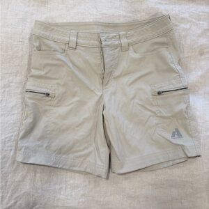 Eddie Bauer First Ascent hiking shorts size 4 women’s